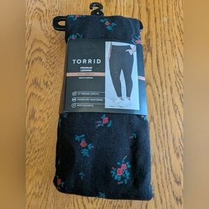 New Torrid Full-Length Pocket Legging  DITSY ROSE  black Plus Size 4x